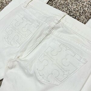 Tory Burch White Bootcut Jeans Brand new, never worn,- Size 25 Inseam 34. NWOT